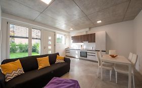 Housmart Toscana 53 White